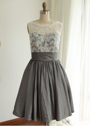 Ivory Lace Gray Taffeta V Back Short Vintage Bridesmaid Dress